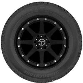 Bridgestone Dueler H/T 687