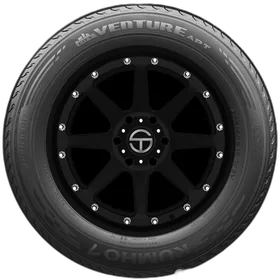 Kumho Road Venture APT KL51