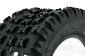 Maxxis M932 Razr, Rear