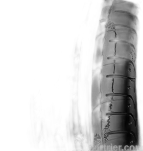 Yokohama Advan Sport V103