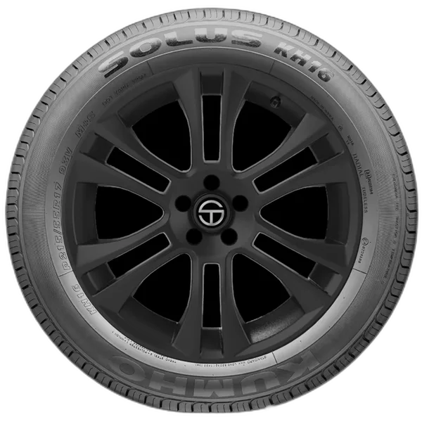 Kumho Solus KH16